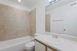 2430 Cromwell Cir, Austin, TX 78741 - Photo 15