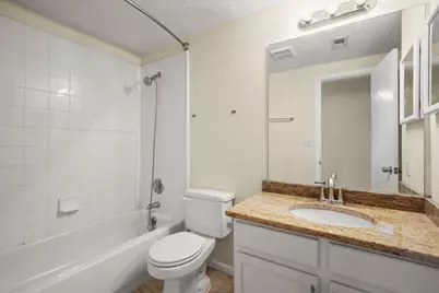 712 W 21st Street #101, Austin, TX 78705 - Photo 11