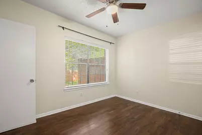 712 W 21st Street #101, Austin, TX 78705 - Photo 13