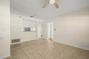 712 W 21st St, Austin, TX 78705 - Photo 5