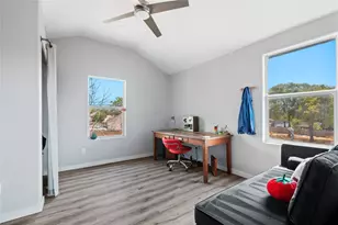 7405 Eastcrest Dr, Austin, TX 78752 - Photo 15