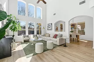 10329 Big Thicket Dr, Austin, TX 78747 - Photo 5