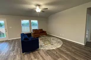 323 Durango Downs Dr, Hutto, TX 78634 - Photo 11