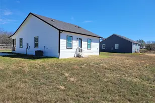 577 (Lot 10) County Road 422 B Rd, Stockdale, TX 78160 - Photo 33