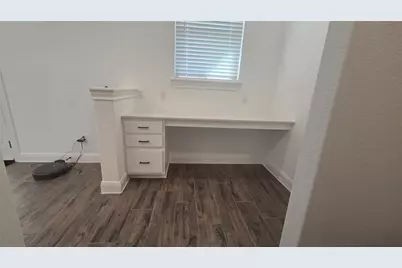 125 Raleigh Drive, Georgetown, TX 78633 - Photo 9