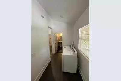 907 E 3rd Street, Austin, TX 78702 - Photo 5