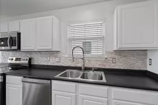 410 Tower Dr, Kyle, TX 78640 - Photo 9