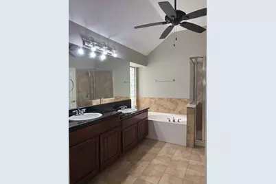 11709 Via Grande Drive, Austin, TX 78739 - Photo 9