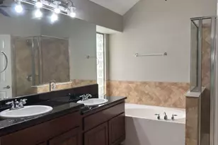 11709 Via Grande Dr, Austin, TX 78739 - Photo 9