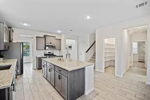 309 Greenway Dr, Georgetown, TX 78628 - Photo 9