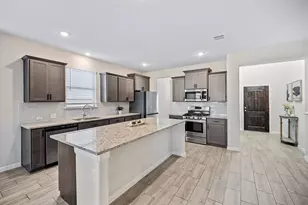 309 Greenway Dr, Georgetown, TX 78628 - Photo 5