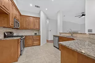 16831 Bailey Jean Dr, Round Rock, TX 78681 - Photo 9