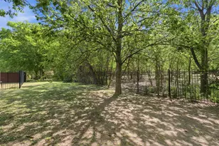 2101 Rivers Edge Way, Austin, TX 78741 - Photo 31
