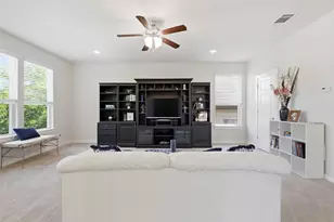 2101 Rivers Edge Way, Austin, TX 78741 - Photo 19