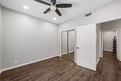 2414 Longview Street #202, Austin, TX 78705 - Photo 21
