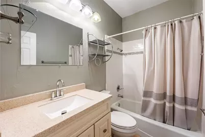 2414 Longview Street #202, Austin, TX 78705 - Photo 17