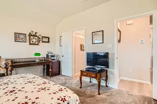 2751 Calandra Lark St, New Braunfels, TX 78130 - Photo 17