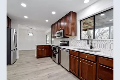 307 Copperleaf Road, Lakeway, TX 78734 - Photo 15