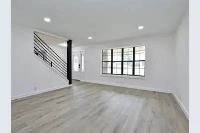 307 Copperleaf Road, Lakeway, TX 78734 - Photo 7