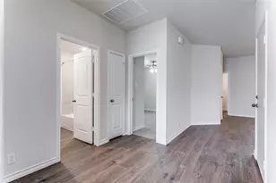21042 Gravel Keep Dr, San Antonio, TX 78266 - Photo 5