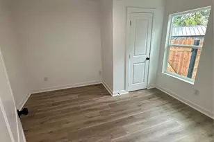 8200 Rockwood Ln, Austin, TX 78757 - Photo 3