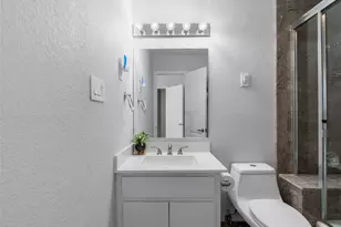 13805 Skyline Dr, Austin, TX 78732 - Photo 29