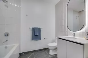 610 Davis St, Austin, TX 78701 - Photo 13