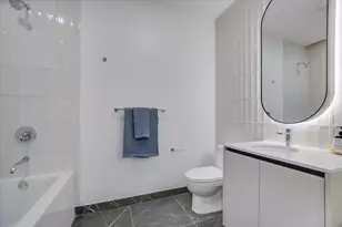 610 Davis St, Austin, TX 78701 - Photo 13