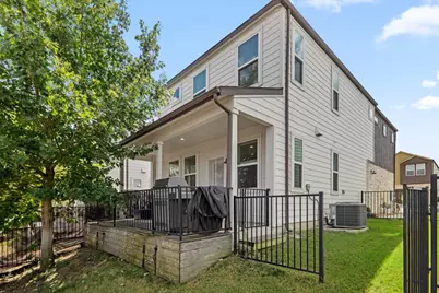 7110 Silver Star Lane, Austin, TX 78744 - Photo 19