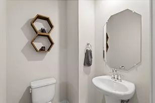 7110 Silver Star Ln, Austin, TX 78744 - Photo 17