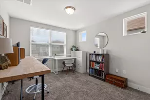 7110 Silver Star Ln, Austin, TX 78744 - Photo 15