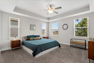 7110 Silver Star Ln, Austin, TX 78744 - Photo 9