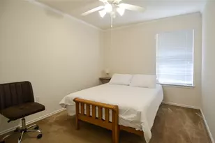 8604 Dittmar Oaks Dr, Austin, TX 78748 - Photo 9