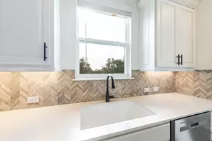 201 Coachsmith St, Georgetown, TX 78633 - Photo 11