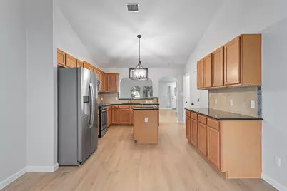 744 Fairway, Kyle, TX 78640 - Photo 7