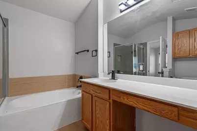 744 Fairway, Kyle, TX 78640 - Photo 15