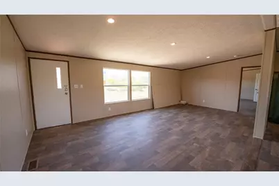 1121 Callihan Road, Luling, TX 78648 - Photo 13