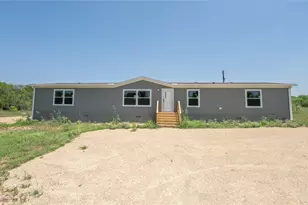 1121 Callihan Rd, Luling, TX 78648 - Photo 1