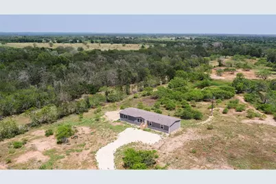 1121 Callihan Road, Luling, TX 78648 - Photo 35