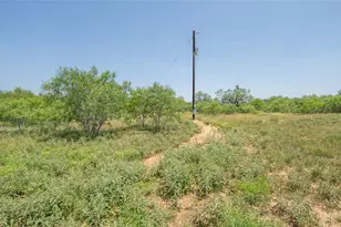 1121 Callihan Rd, Luling, TX 78648 - Photo 7