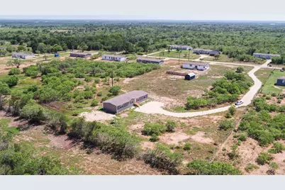 1121 Callihan Road, Luling, TX 78648 - Photo 33