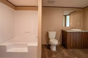 1121 Callihan Rd, Luling, TX 78648 - Photo 9