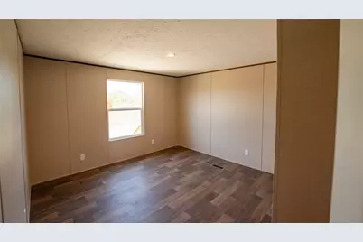 1121 Callihan Road, Luling, TX 78648 - Photo 17
