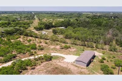 1121 Callihan Road, Luling, TX 78648 - Photo 29