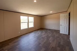 1121 Callihan Rd, Luling, TX 78648 - Photo 13