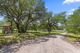 3657 Ranch Rd 3232, Johnson City, TX 78636 - Photo 37
