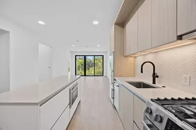 2209 S 1st Street #225, Austin, TX 78704 - Photo 3