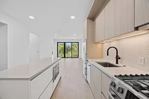 2209 S 1st St, Austin, TX 78704 - Photo 3