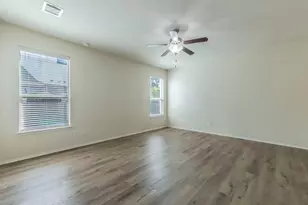 18705 Falcon Pointe Blvd, Pflugerville, TX 78660 - Photo 9