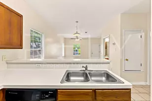 2908 Whisper Oaks Ln, Georgetown, TX 78628 - Photo 17